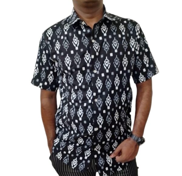 HalfsleeveshirtPrintDigitalFabric100%slubcottonColour Black